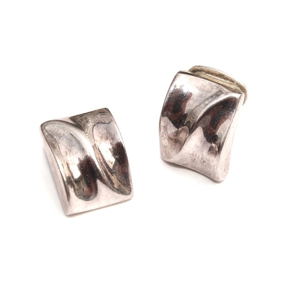 Vintage Sterling Silver Clip On Earrings Modernist Style Grooved Rectangle Block - Picture 1 of 4